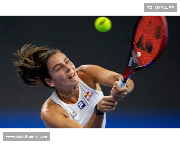 诺斯科娃再度上演逆转奇迹挽救赛点淘汰佩古拉强势晋级决赛